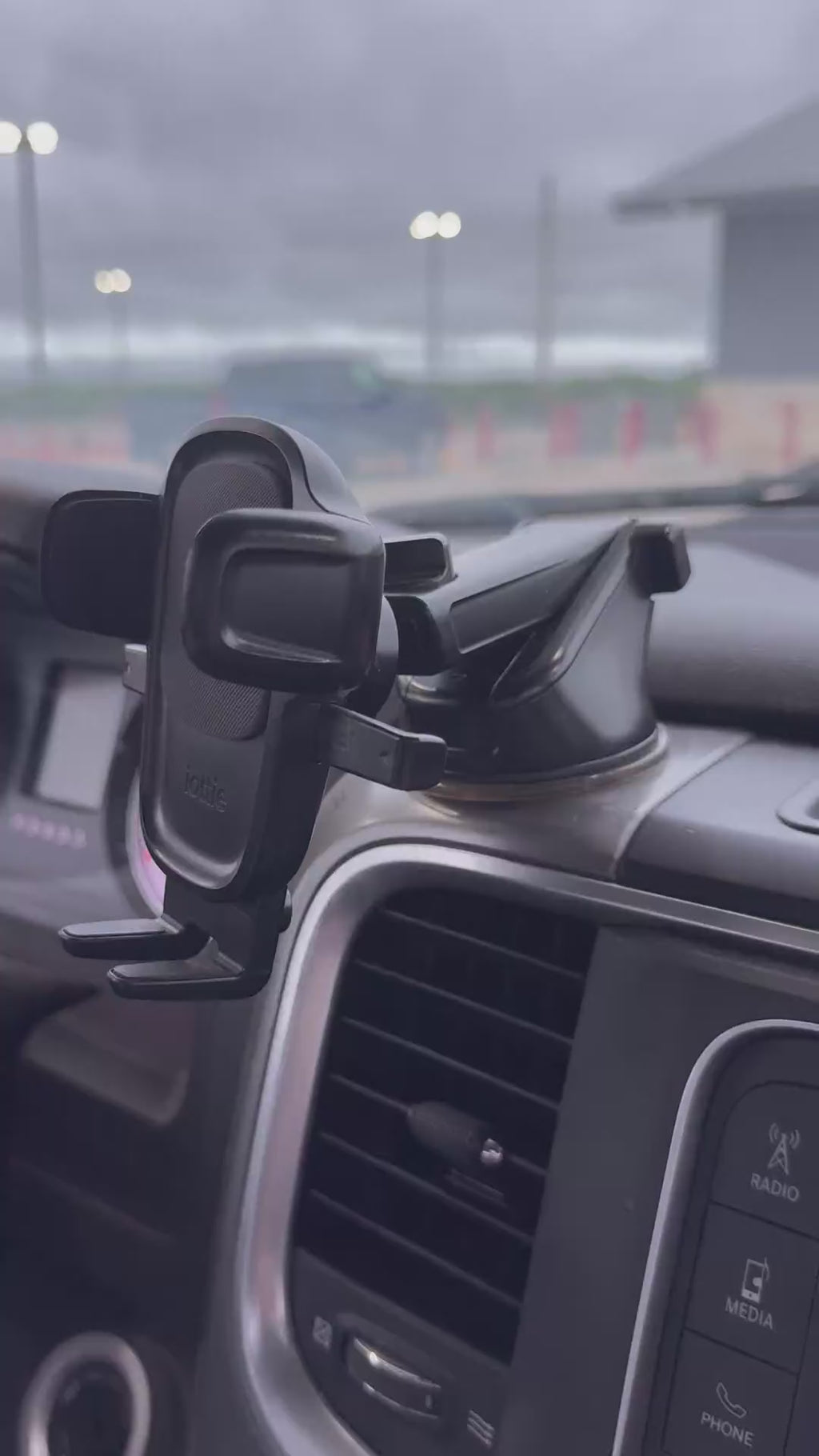 Revolex Zoom Star Pros Car Mobile Holder For Dashboard Black